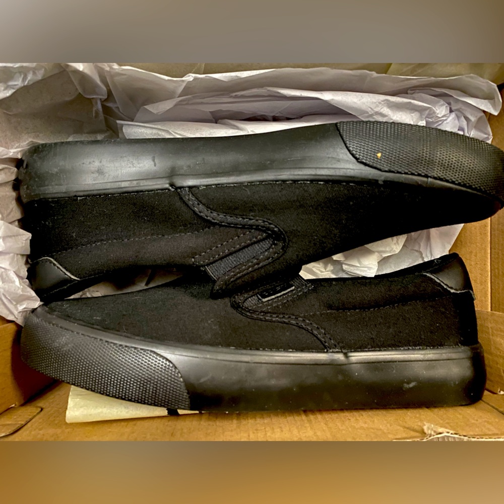 Lugz Womens Size Slip-On Clipper Shoes Black